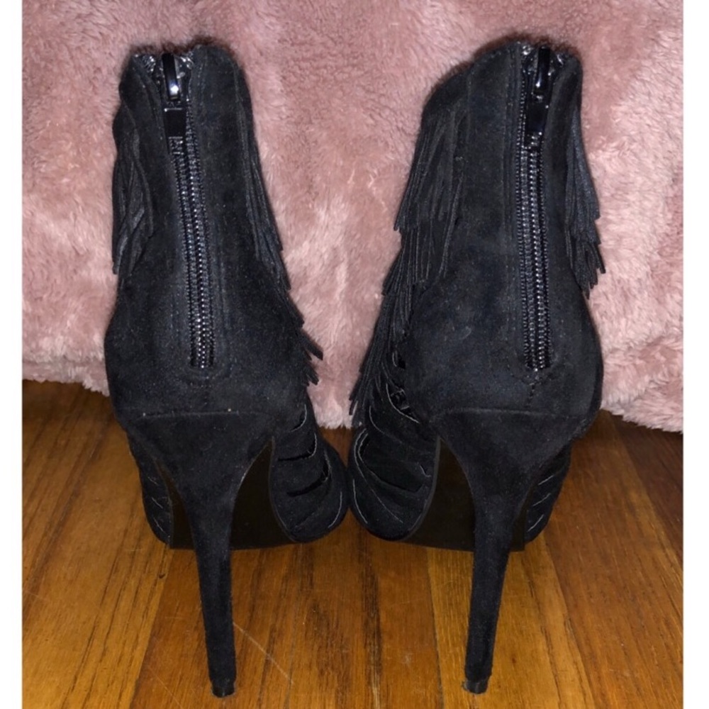 Anna Fringe Sandals- Worn once (like brand new) - Picture 3 of 5